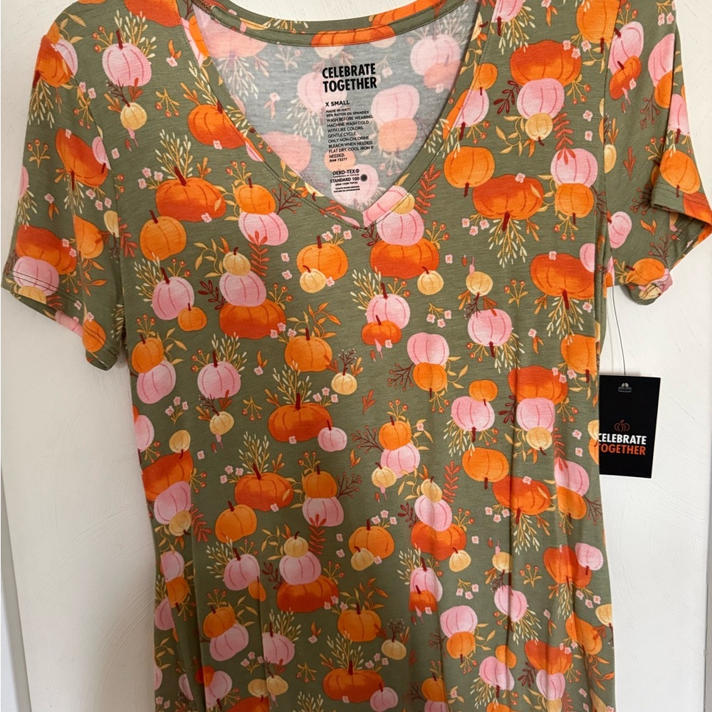Celebrate Together Pumpkin Print Short Sleeve Top - Green and Orange